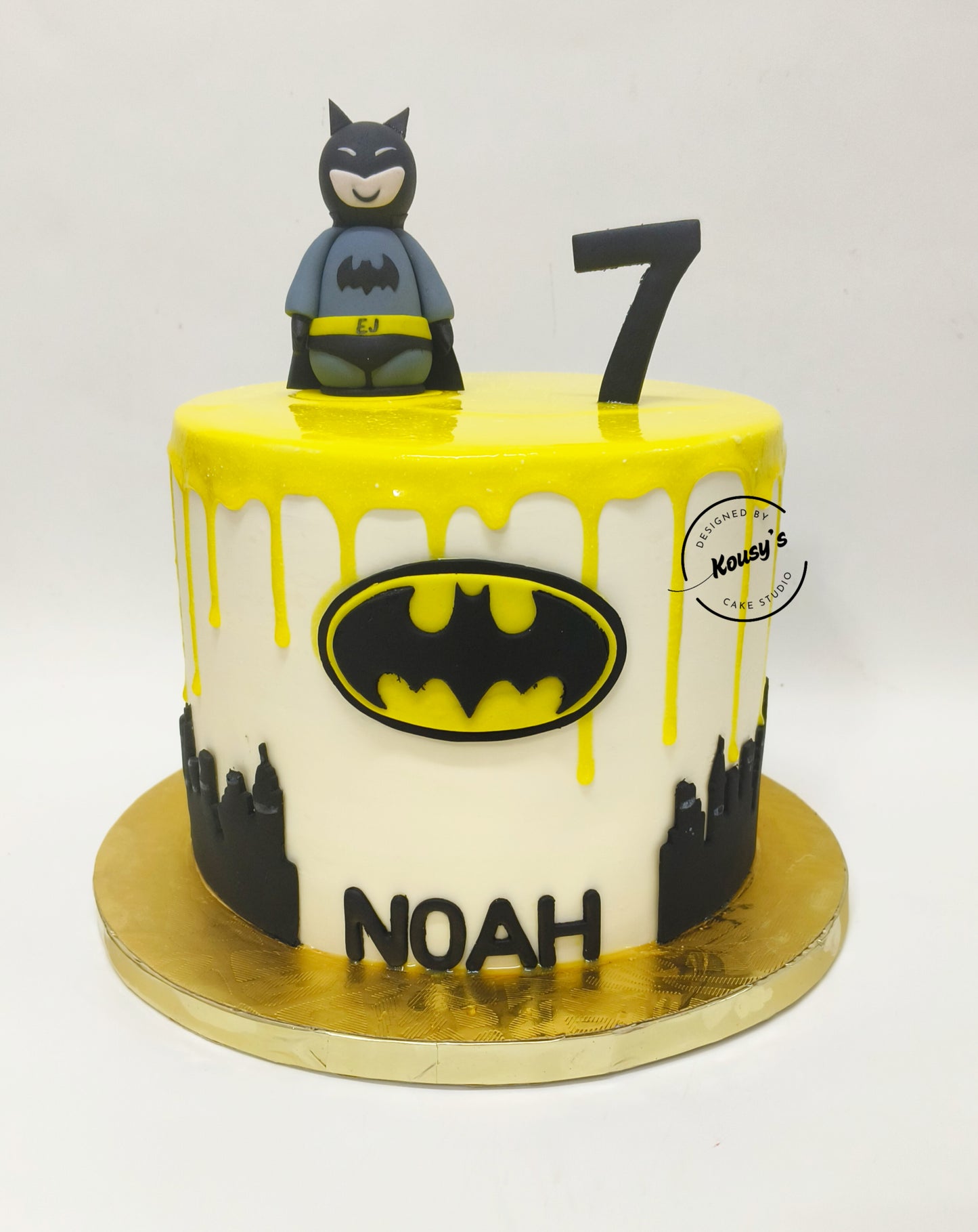 Batman Drip Cake
